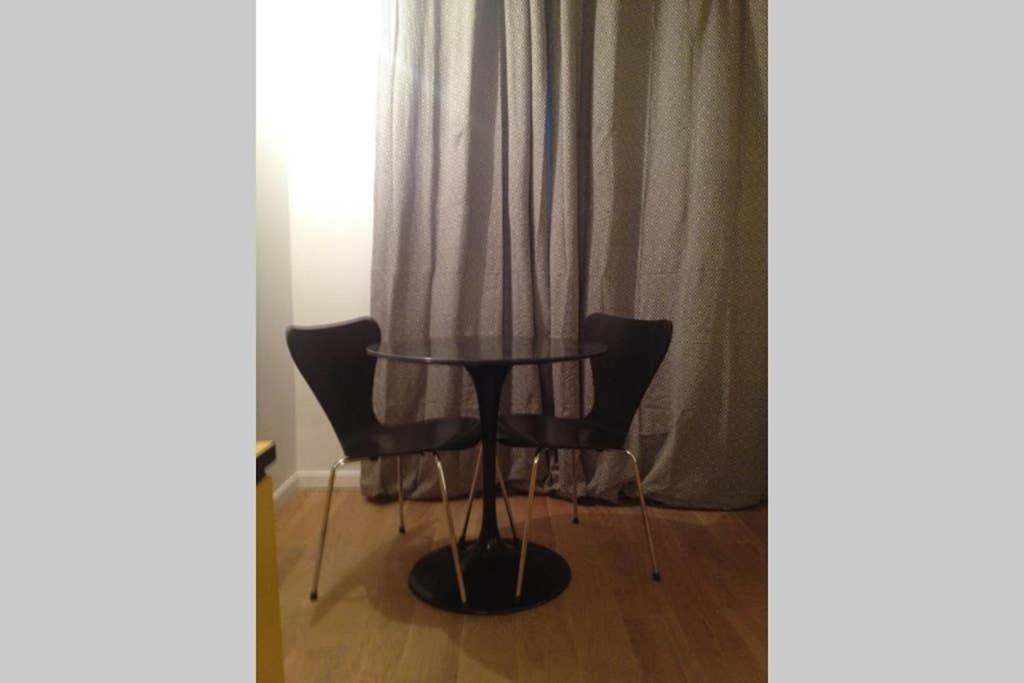 Appartement Charming Le Marais Retro à Paris Extérieur photo