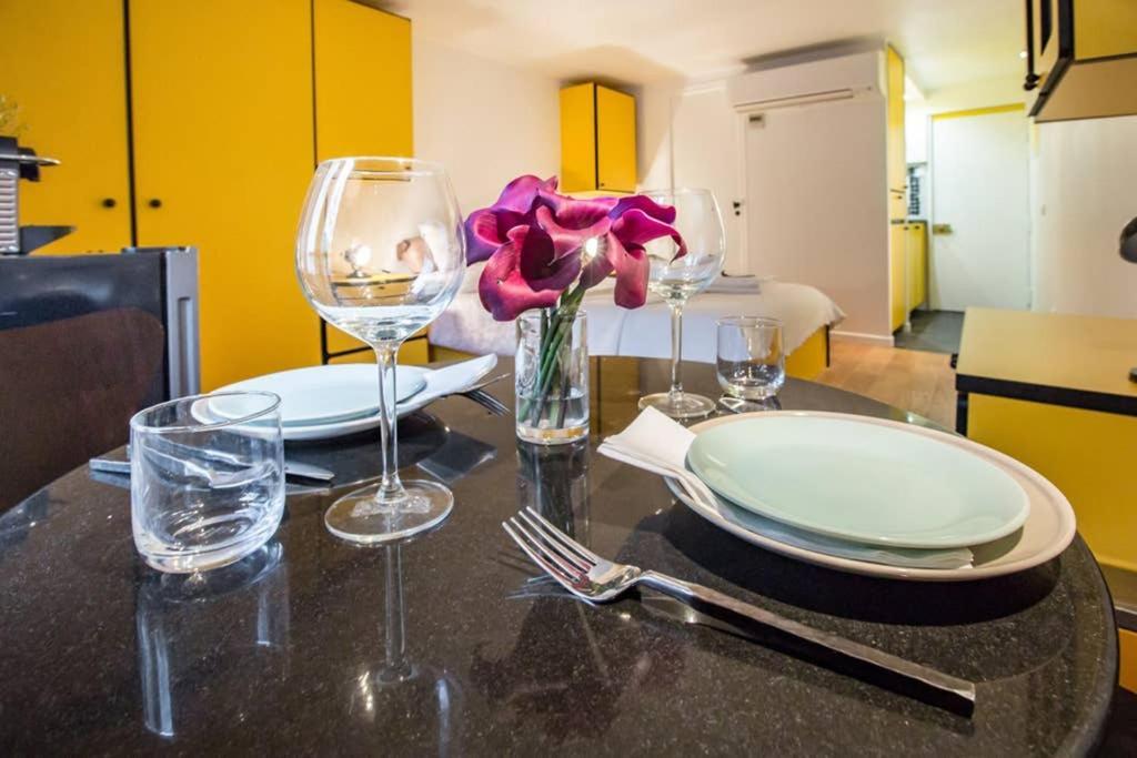 Appartement Charming Le Marais Retro à Paris Extérieur photo