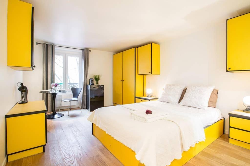 Appartement Charming Le Marais Retro à Paris Extérieur photo