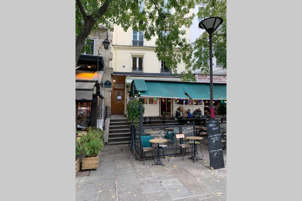 Appartement Charming Le Marais Retro à Paris Extérieur photo